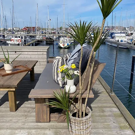 Hausboot - Yara Heiligenhafen