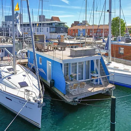 Feriehus Hausboot - Yara