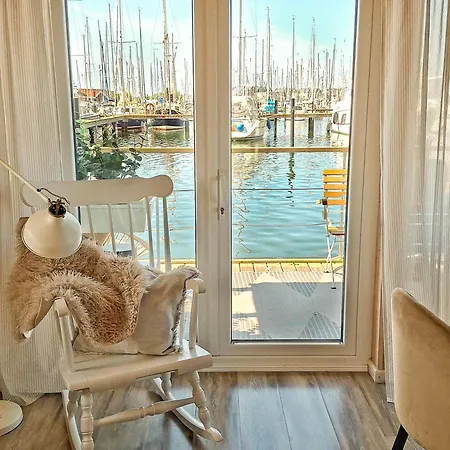 Feriehus Hausboot - Yara Heiligenhafen